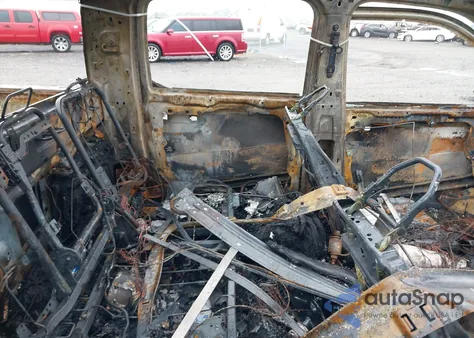 2019 Ram 1500 Limited 4X4 5'7 Box z USA, uszkodzony, nr VIN 1C6SRFHT6KN594249